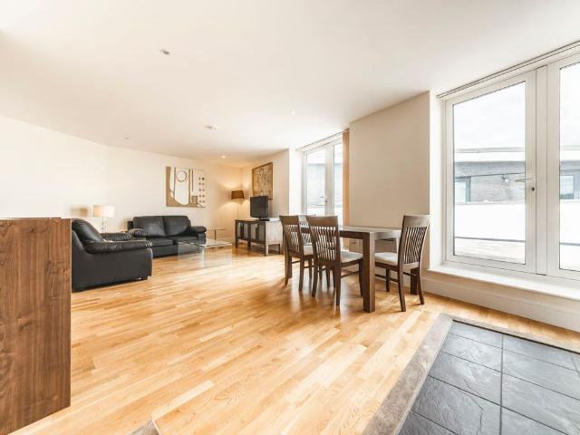 Drayton Park, Drayton Park N5, 2 bed flat to rent, £3,100 pcm | PrimeLocation
