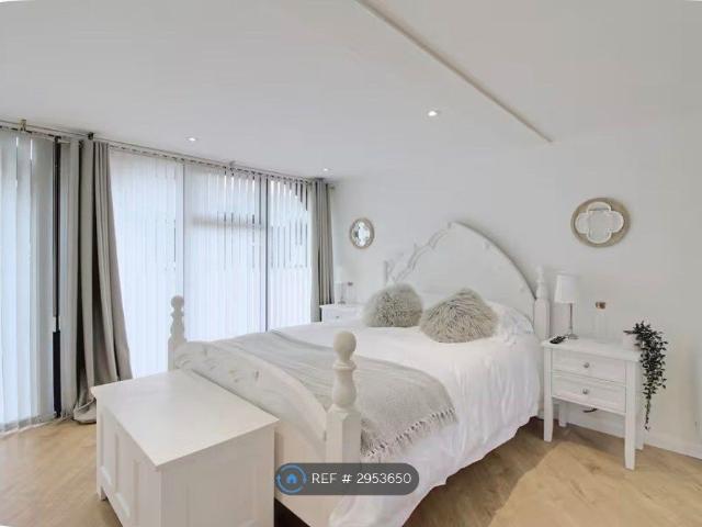 Drayton Parslow, Milton Keynes MK17, Studio to rent, £1,300 pcm | PrimeLocation