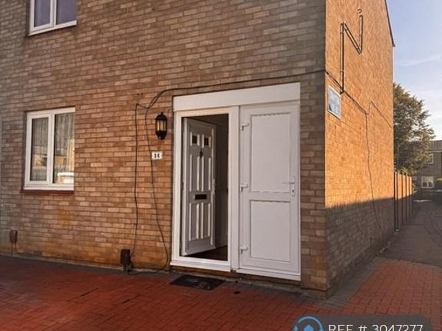 Drayton, Peterborough, PE3 3 bed terraced house to rent £1,200 pcm £277 pw