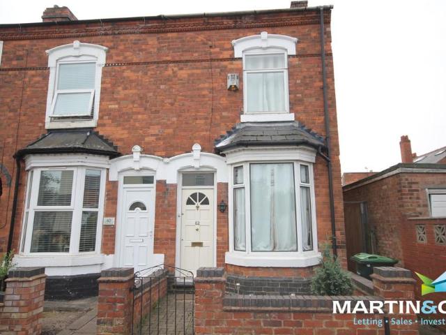 Drayton Road, Bearwood, B66 2 bed end of terrace house to rent £1,025 pcm £237 pw
