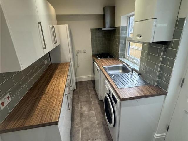 Drayton Road, Smethwick B66, 2 bed property to rent, £1,150 pcm | PrimeLocation