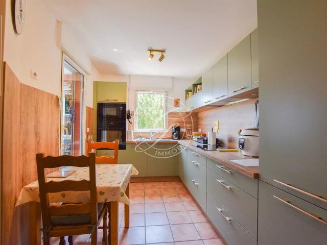 DRAGUIGNAN – Appartement T5 de 123 m² habitables avec vérand. 123m² Draguignan