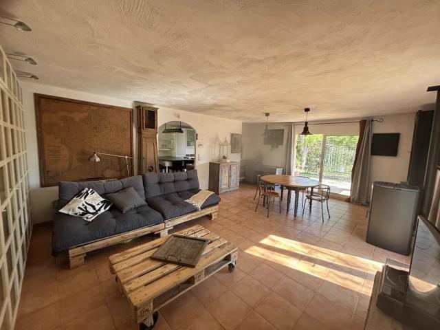 Draguignan – Charmante maison familiale avec jardin arboré 157m² Draguignan