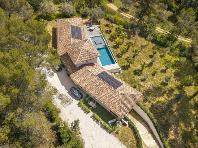 Draguignan Villa contemporaine d’exception de 250 m² 250m² Draguignan