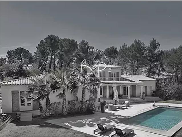 Draguignan 83300 Achat / Vente maison 8 pièces t8 piscine terrasse