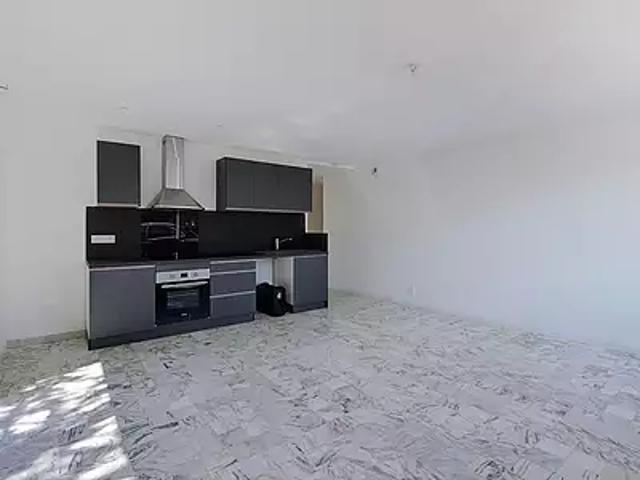 Draguignan 83300 Location maison 4 pièces t4 jardin terrasse
