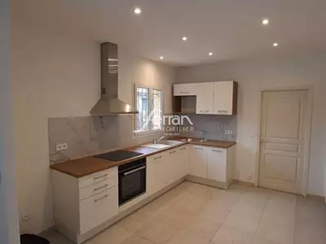 Draguignan 83300 Location maison 5 pièces t5 garage
