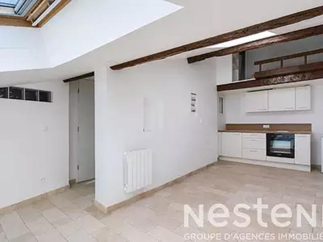 Draguignan 83300 Location appartement 1 pièce t1 au dernier étage cave