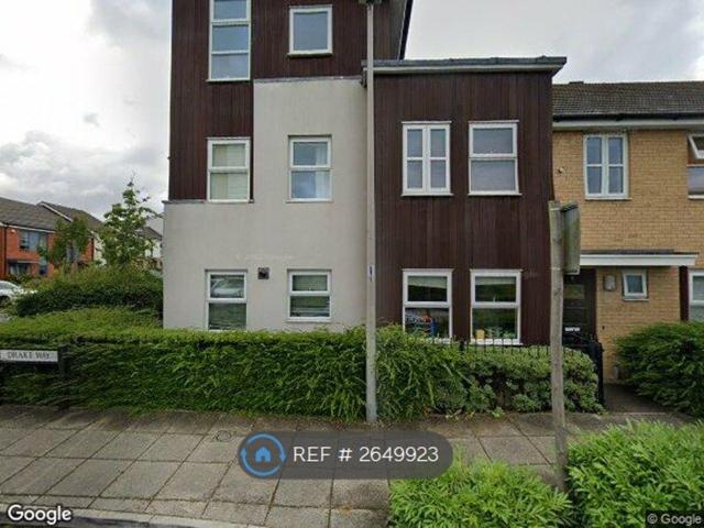 Drake Way, Reading RG2, 3 bed semi detached house to rent, £1,950 pcm | PrimeLocation