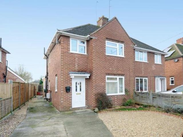 Drake Avenue, Didcot, OX11 3 bed semi detached house to rent £1,795 pcm £414 pw