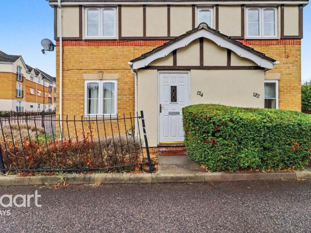 Drake Road, GRAYS 2 bed flat to rent £1,400 pcm £323 pw