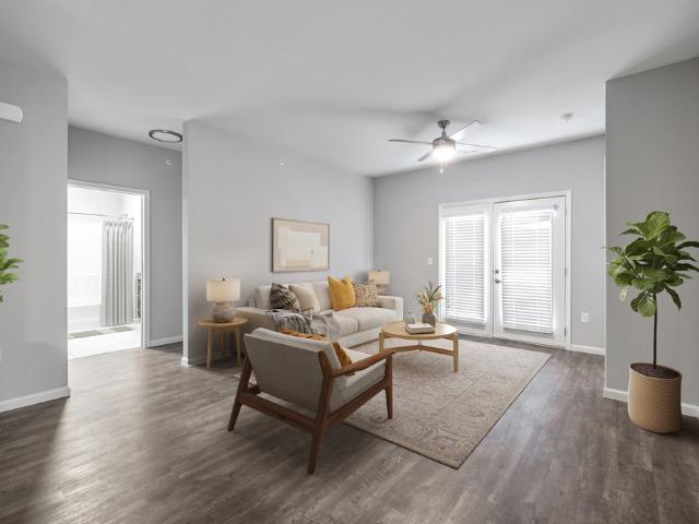z_Historical Drakes Landing 3 Bedroom Apartment for Rent at 801 N Ardenwood Dr, Baton Rouge, LA 70806 Lobdell Woodale