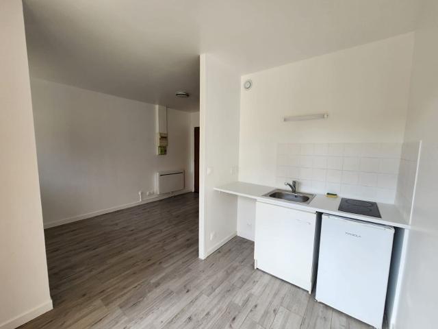 DRANCY 93 STUDIO 19.02 m2