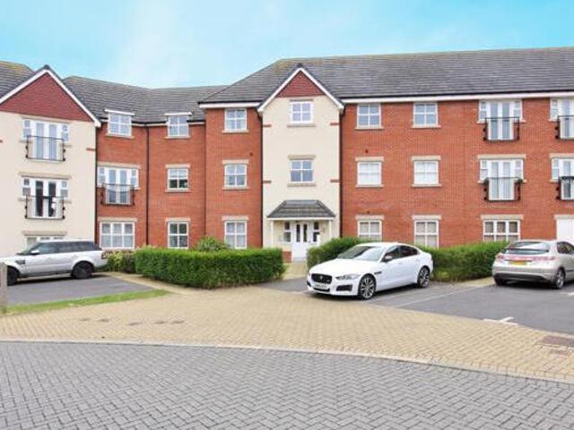 Draper Close, Augusta Park, 2 Bedroom Flat