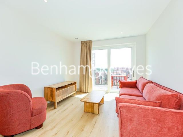 Draper House, Aerodrome Road NW9, 2 bed flat to rent, £2,680 pcm | PrimeLocation