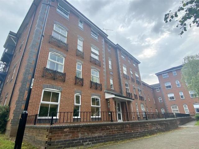 Drapers Fields, Coventry 1 bed apartment to rent £925 pcm £213 pw