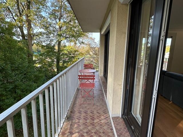 DREUX / F6 113.68 m2 / 4 chambres + Espaces communs / CENTRE VILLE