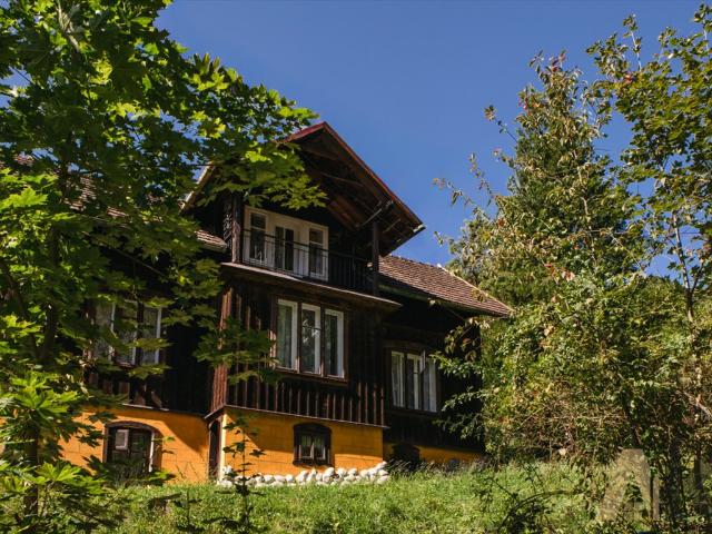 Drewniany dom z historią Szczawnica duża działka
