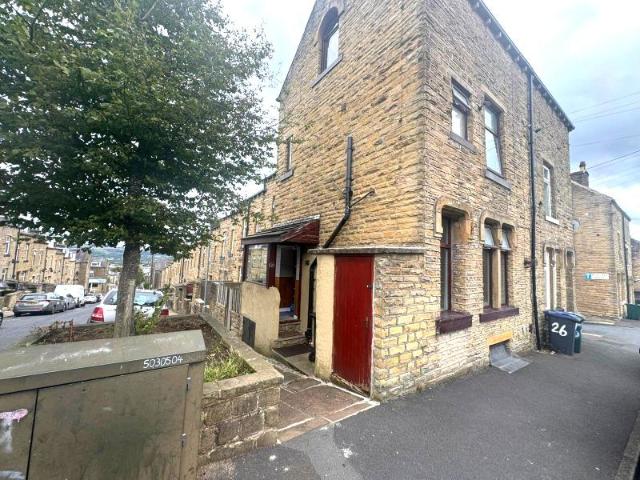Drewry Road, KEIGHLEY, BD21 2PT 3 bed end of terrace house to rent £800 pcm £185 pw