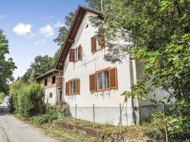 Drei Häuser sanierungsbedürftig in Ferndorf