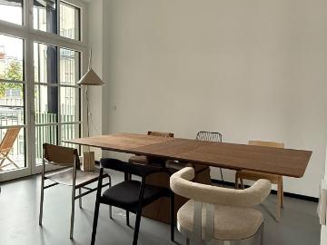 Dream apartment with balcony and 3.55m ceiling height in a former factory