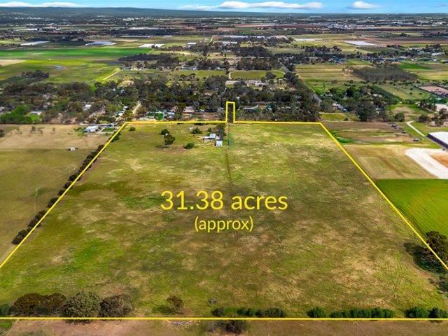 Dream Big on 33.38 Acres!