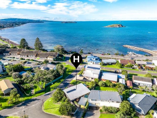 Dream Coastal Location with Spectacular Sea Views