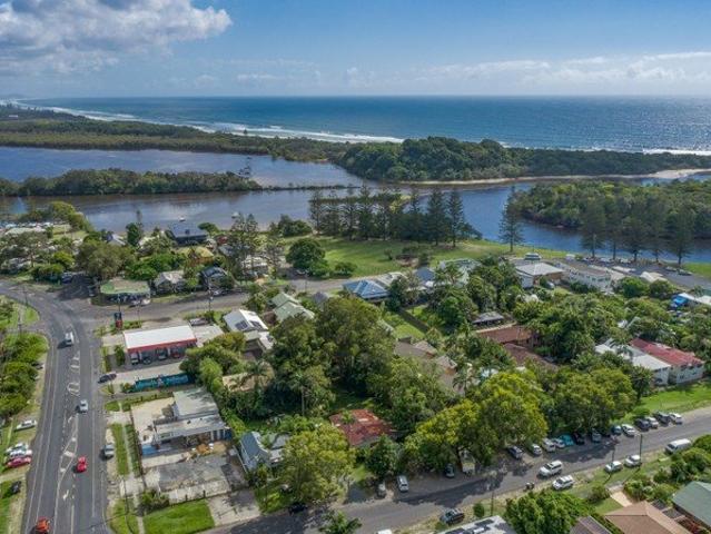 Dream development site with approved DA for a dual occupancy subdivision