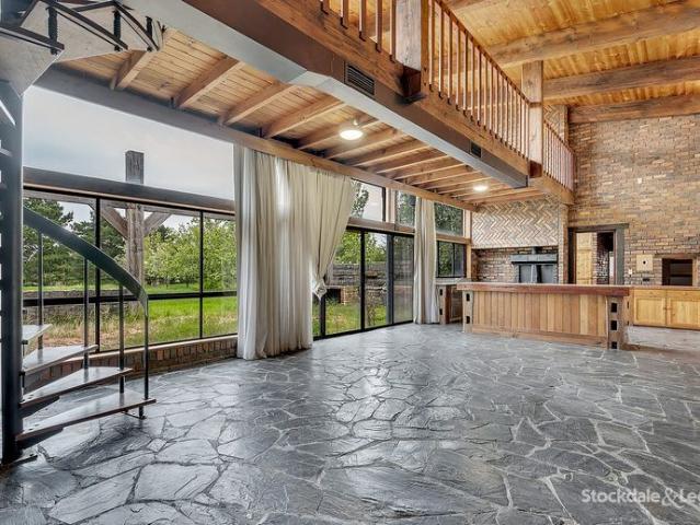 Dream Homestead Awaits with a Farm Lease Agreement!