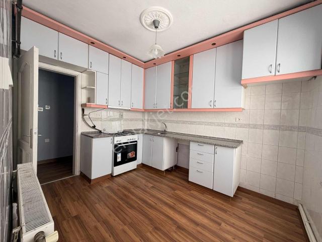 Dream Life'dan Reşadiye'de Kiralık 2+1 Temiz Ve Uygun Daire