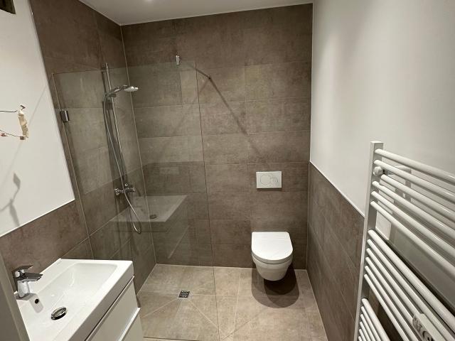 Dream Living Directly on the Rhine – High Quality Extensively Renovated in Cologne Rodenkirchen, Koln Amsterdam Apartments for Rent