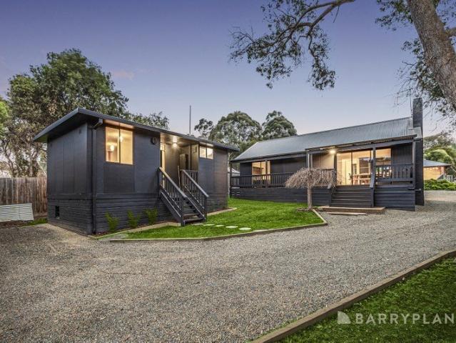Dream retreat with bungalow