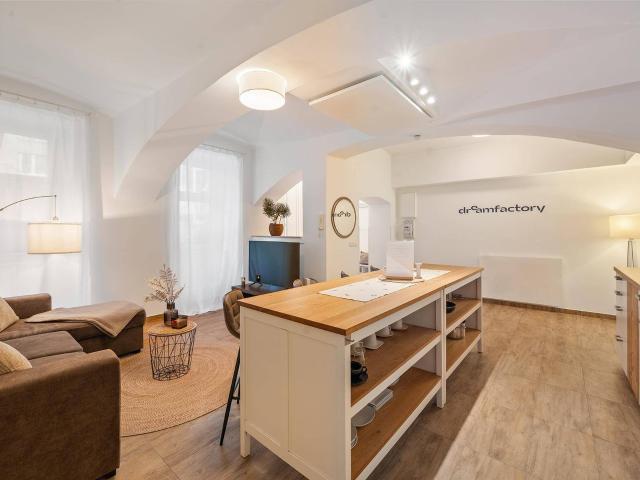 dreamfactory 1110: Spacious 100m² Loft for Students & Young Professionals