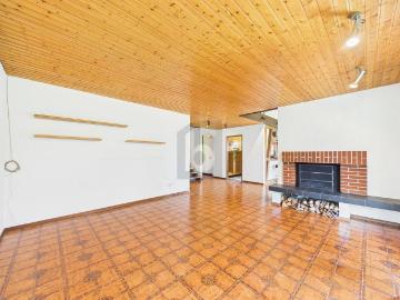DREAMLIKE LOCATION WITH A LARGE SURROUNDING AREA