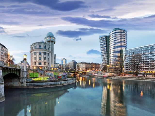 Dreamy Innere Stadt 1BR w/ Elevator, Furnished, Vienna Amsterdam Apartments for Rent