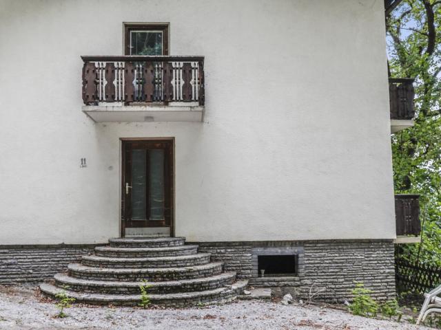 Drei Häuser Sanierungsbedürftig in Ferndorf