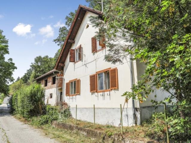 Drei Häuser sanierungsbedürftig in Ferndorf