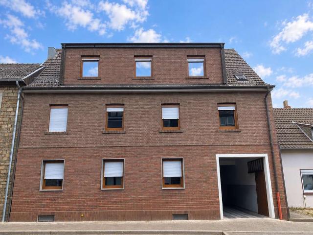 Drei Wohnungen unter einem Dach – vielseitiges Mehrfamilienhaus in Stolberg