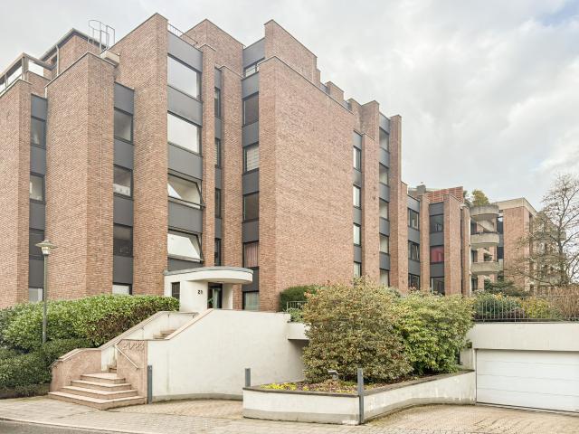Drei Zimmer Wohnung mit XL Balkon