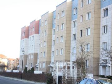 Drei Zimmer Wohnung mit Balkon