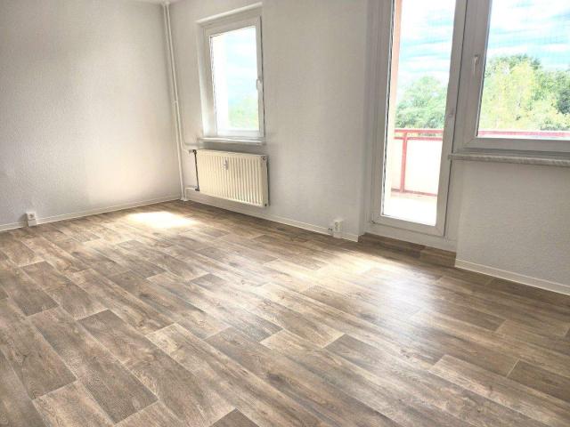 Drei Zimmer. Ein Zuhause. Viel Natur