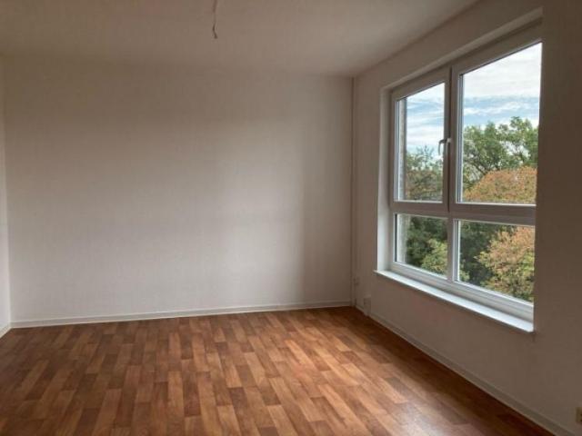 DREI ZIMMER IM KULTURDENKMAL!