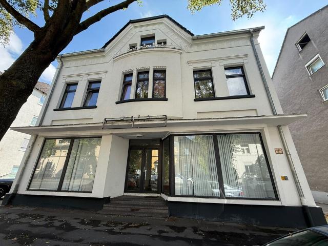 Dreifamilienhaus mit Gewerbe in Dortmund Aplerbeck