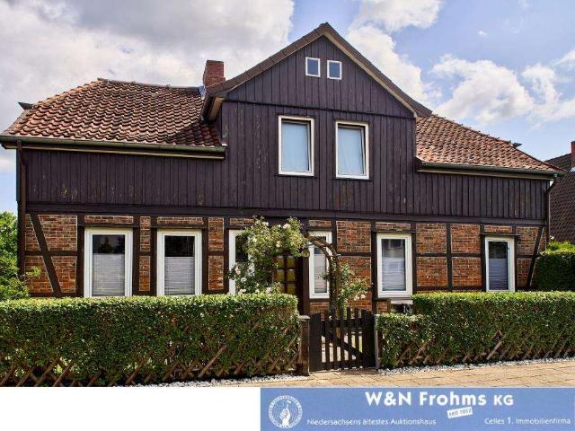 Dreifamilienhaus in bevorzugter Wohnlage von Celle Westercelle Sackgassenlage