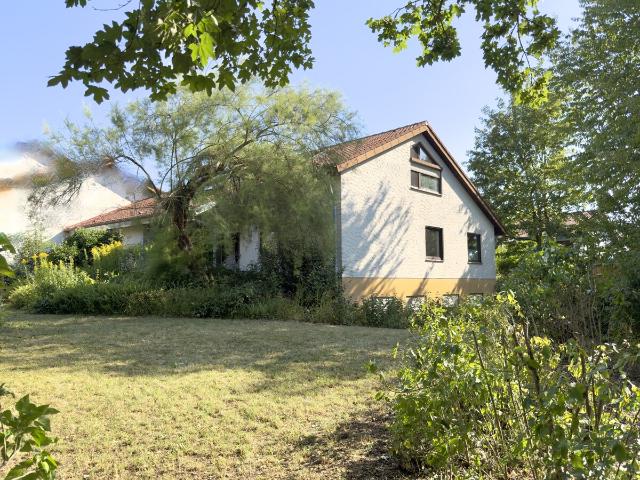 Dreifamilienhaus in Ulm Böfingen: Ruhiges Wohnen in Ortsrandlage und Sofort Rendite