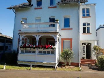 Dreifamilienhaus in zentraler Wohnlage mit Dachterasse