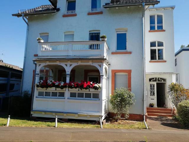 Dreifamilienhaus in zentraler Wohnlage mit Dachterasse