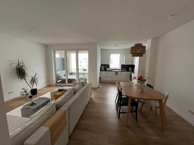 Dreizimmerwohnung mit Küche, Balkon und Stellplatz in Weisenau Heiligkreuzviertel
