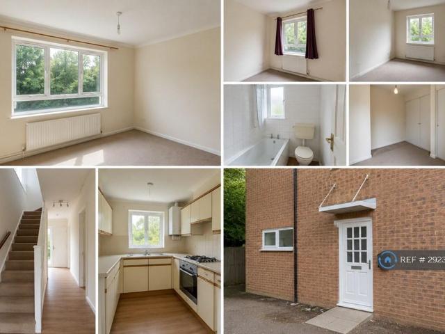 Dresden Close, Corby, NN18 3 bed terraced house to rent £1,050 pcm £242 pw