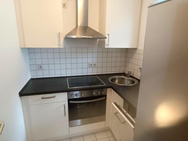 Dresden Cotta – prov.frei, ruhige, mod. 1 Zi. Whg. mit Balkon, sep. Küche mit Einbauten u. TG Stpl